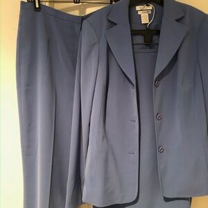 East 5th 3 piece pantsuit with skirt